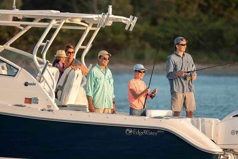 Best Fishing Boat for Family – Our Top 7 Picks