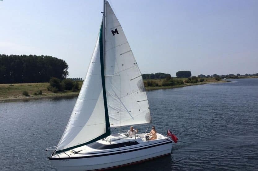 macgregor 26d sailboat review