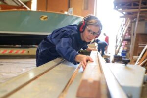 Read more about the article Stringers in a Boat: Essential Guide to Structure and Maintenance